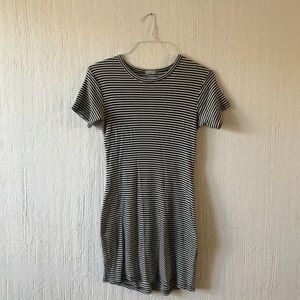 Jersey Knit Stripped Body Con Dress
